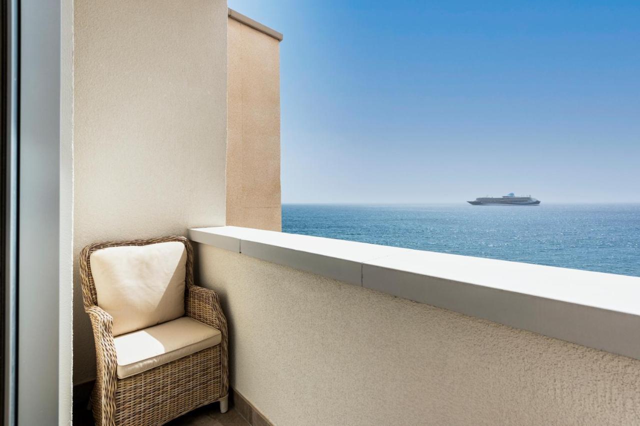 Beachfront Dream *